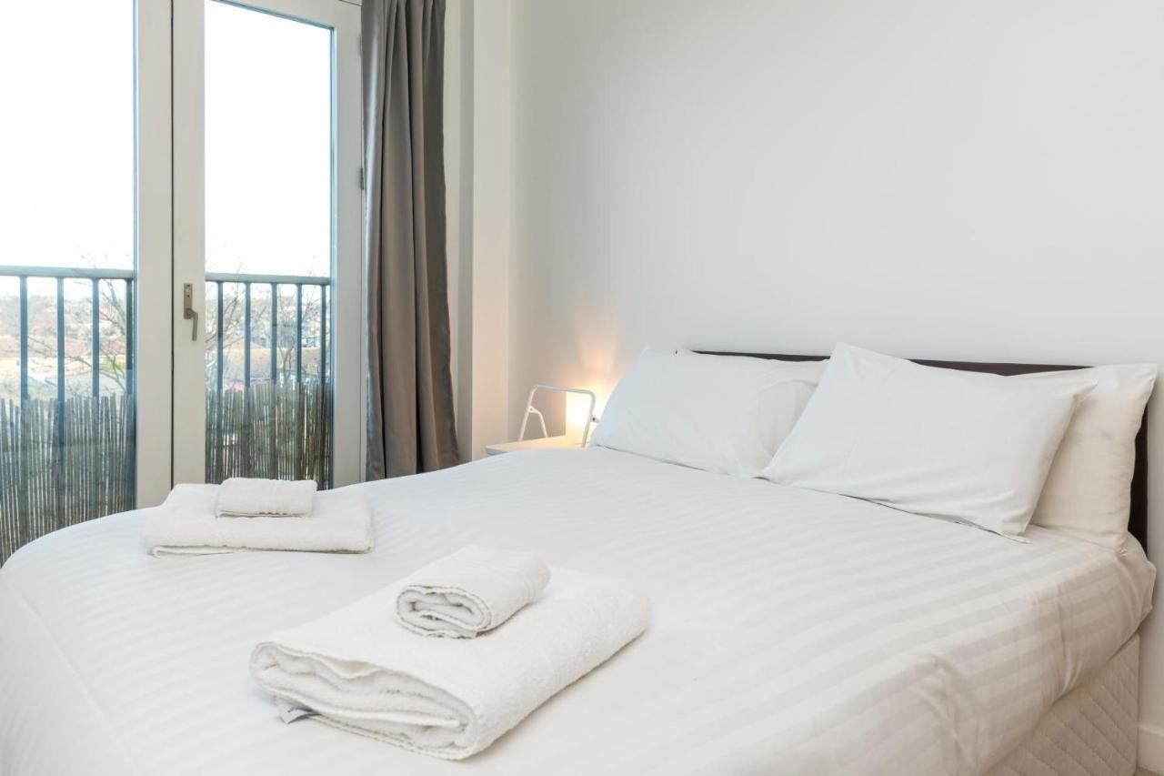 New 2Bd Flat 4Mins To Excel Centre Fast City Links Apartment London Exterior photo
